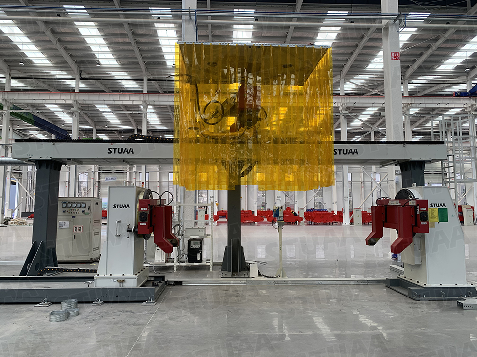 Robot Welding System for Excavator Boom