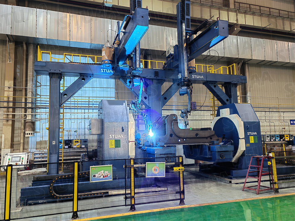 Robot Welding System for Hydraulic Bracket